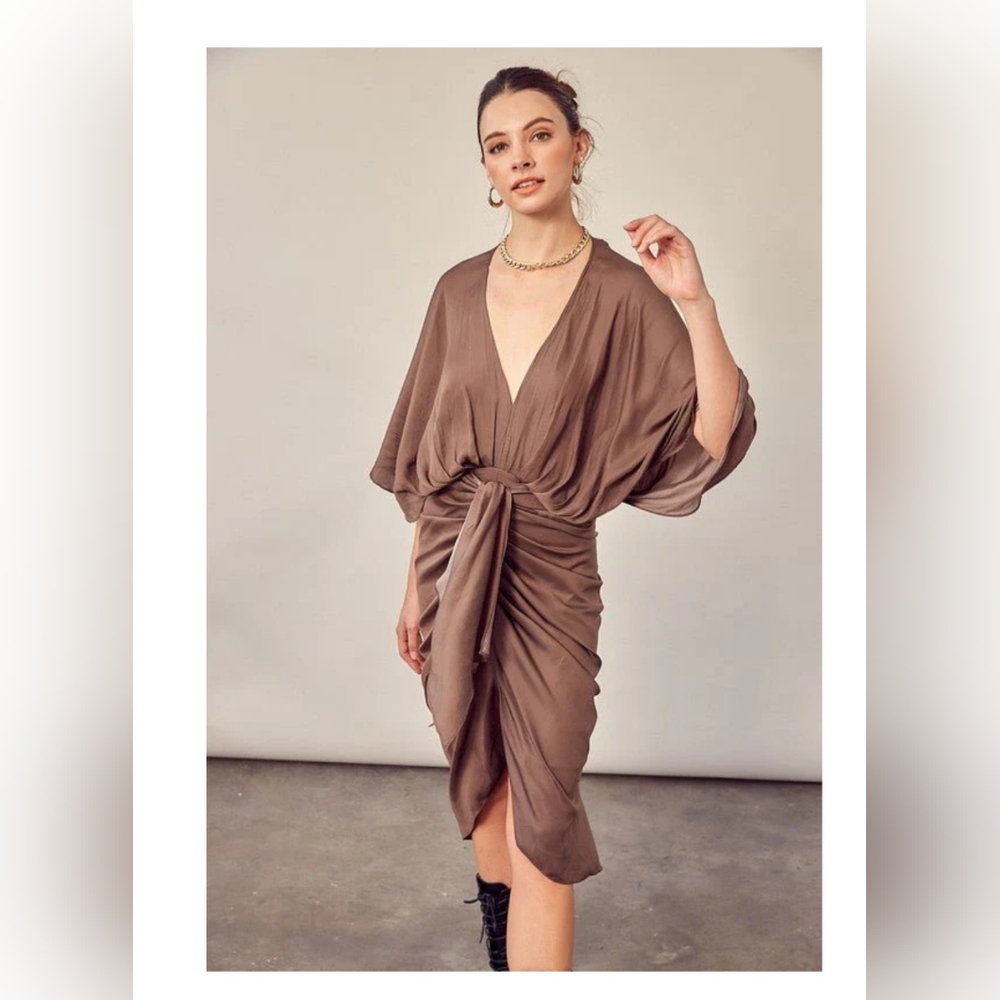FAERIESTY | Elegant Brown Woven Satin Dress